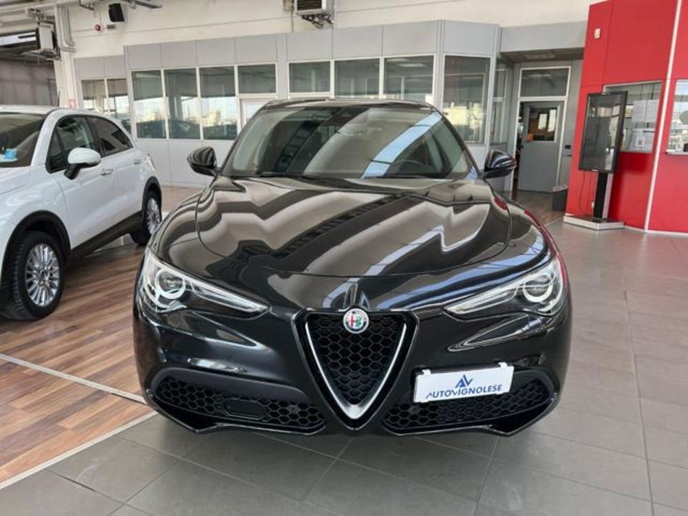 Alfa Romeo Stelvio usata a Modena (2)