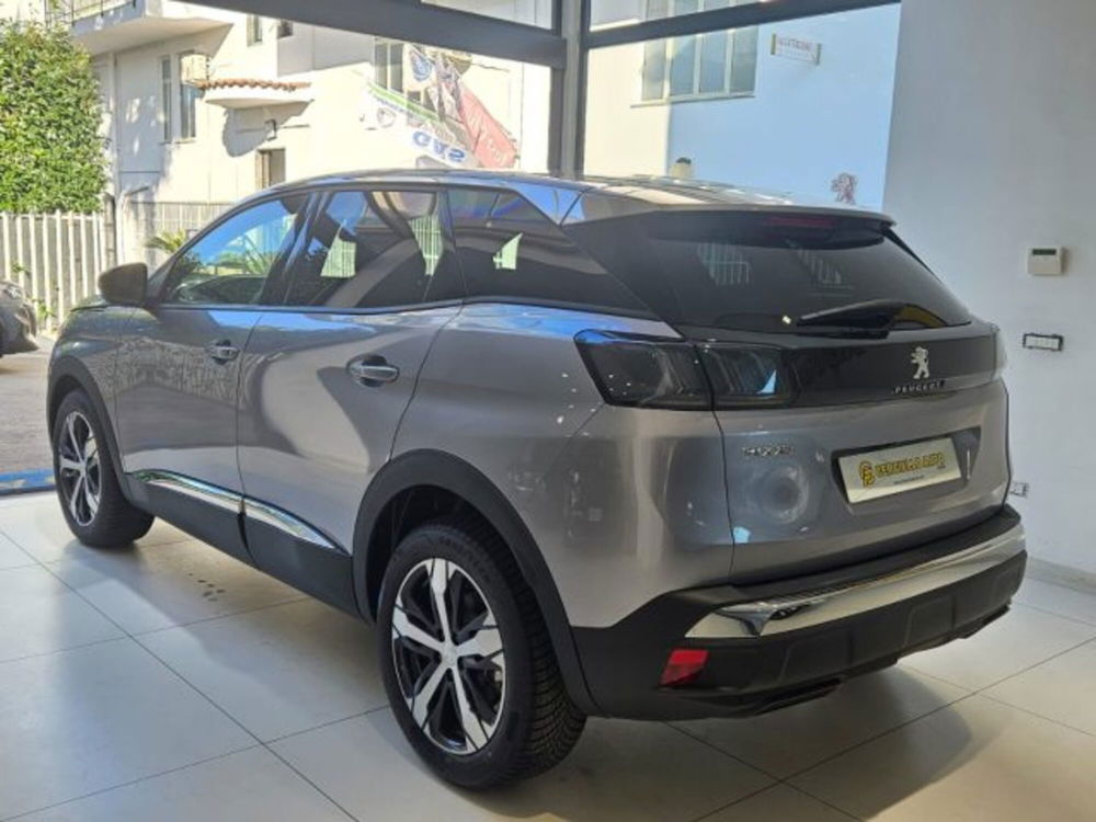 Peugeot 3008 nuova a Napoli (6)