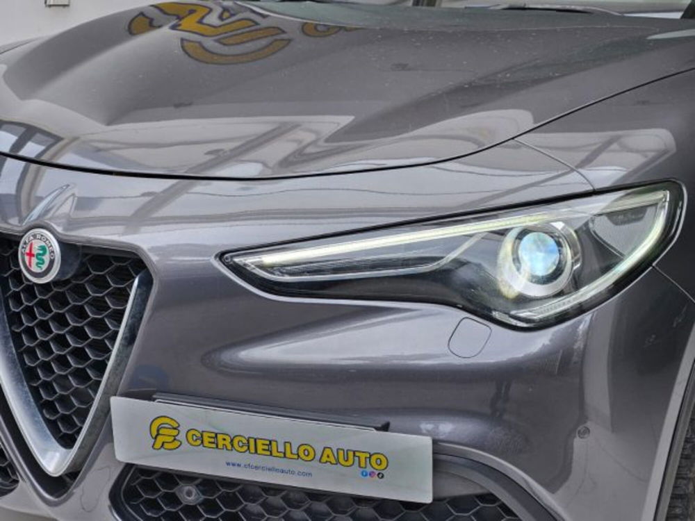 Alfa Romeo Stelvio usata a Napoli (8)