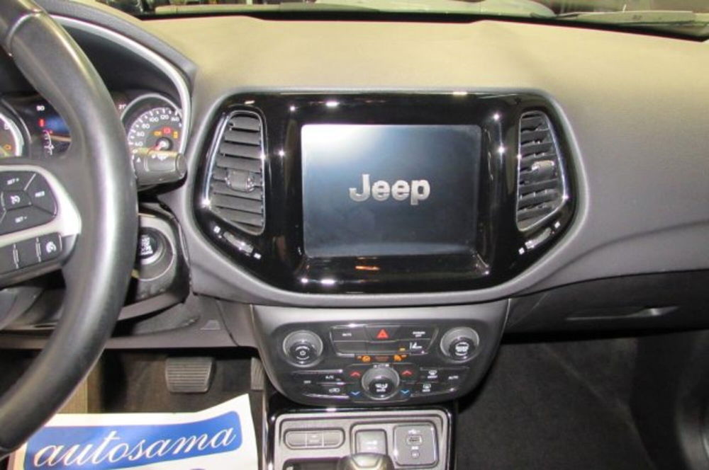 Jeep Compass usata a Milano (8)