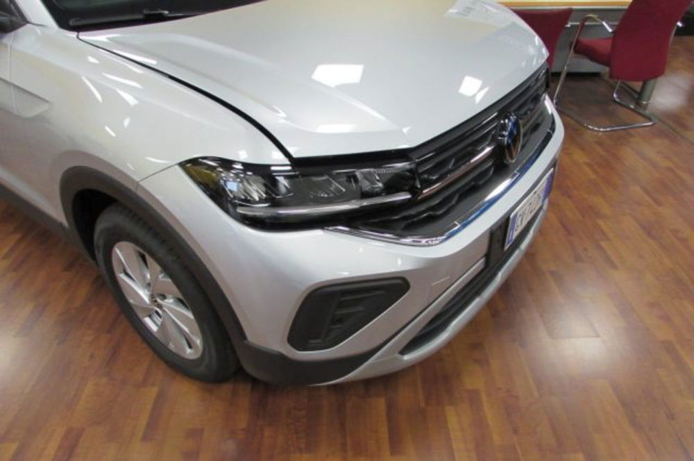 Volkswagen T-Cross nuova a Milano (15)