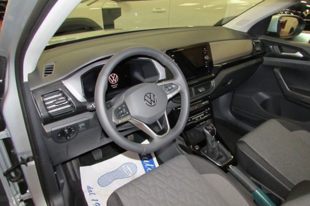 Volkswagen T-Cross nuova a Milano (6)