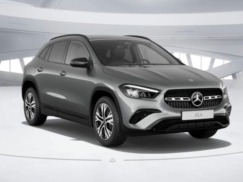 Mercedes-Benz GLA SUV 200 d Progressive Advanced auto nuova a Verona