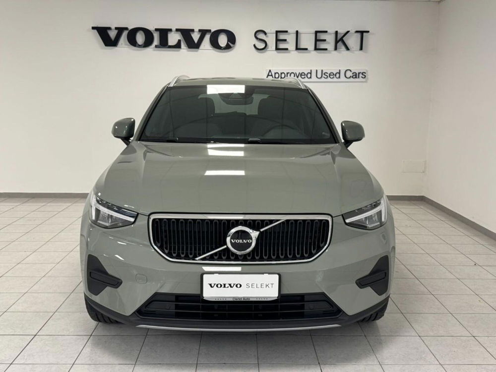 Volvo XC40 nuova a Como (6)