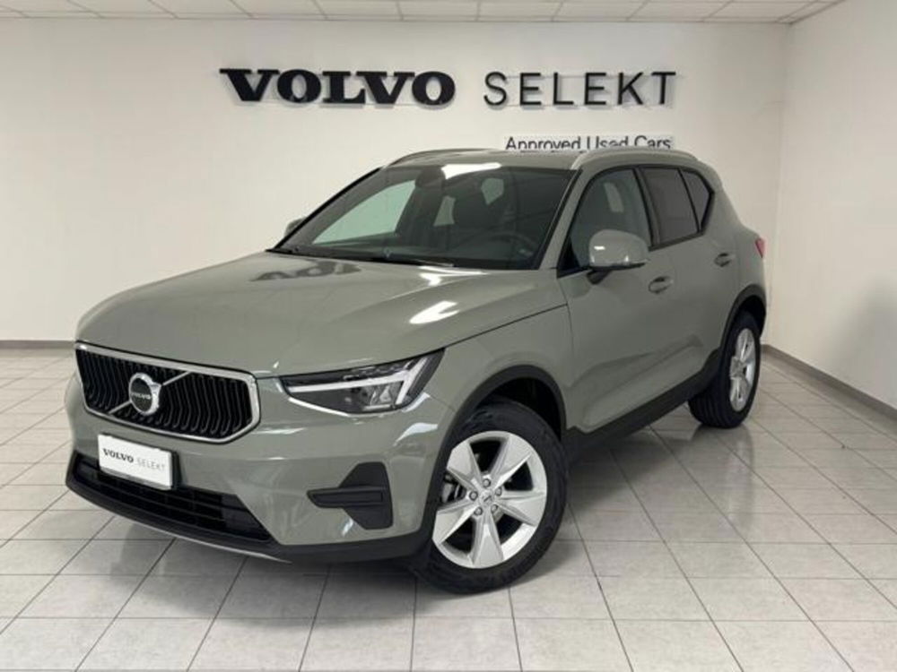 Volvo XC40 nuova a Como