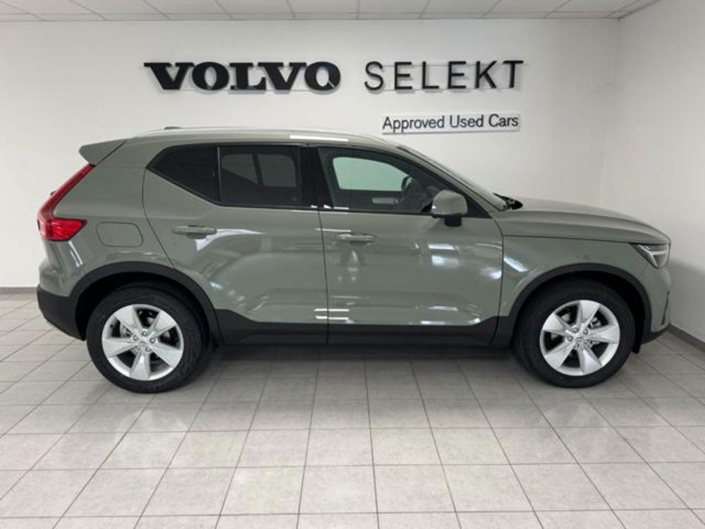 Volvo XC40 nuova a Como (9)