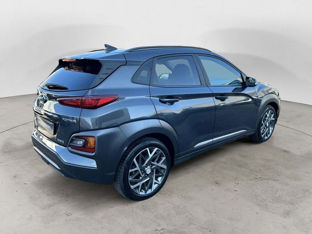 Hyundai Kona usata a Bari (5)