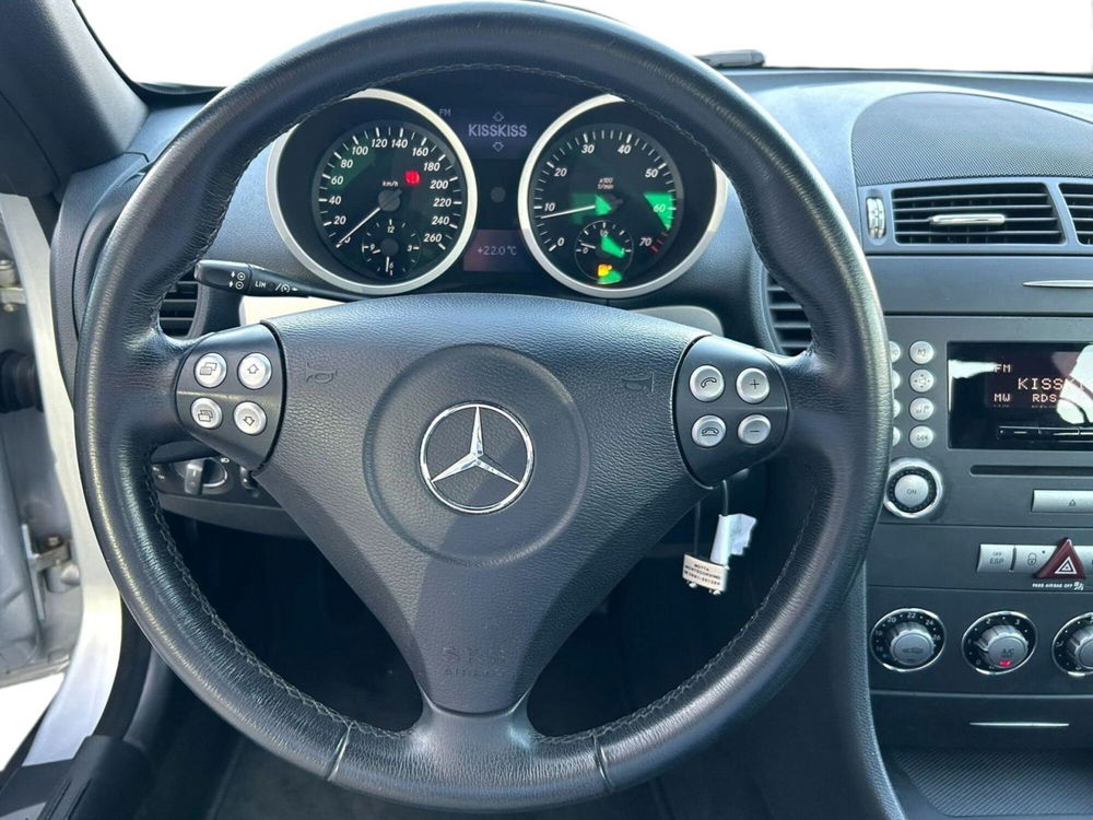 Mercedes-Benz SLK usata a Bari (13)