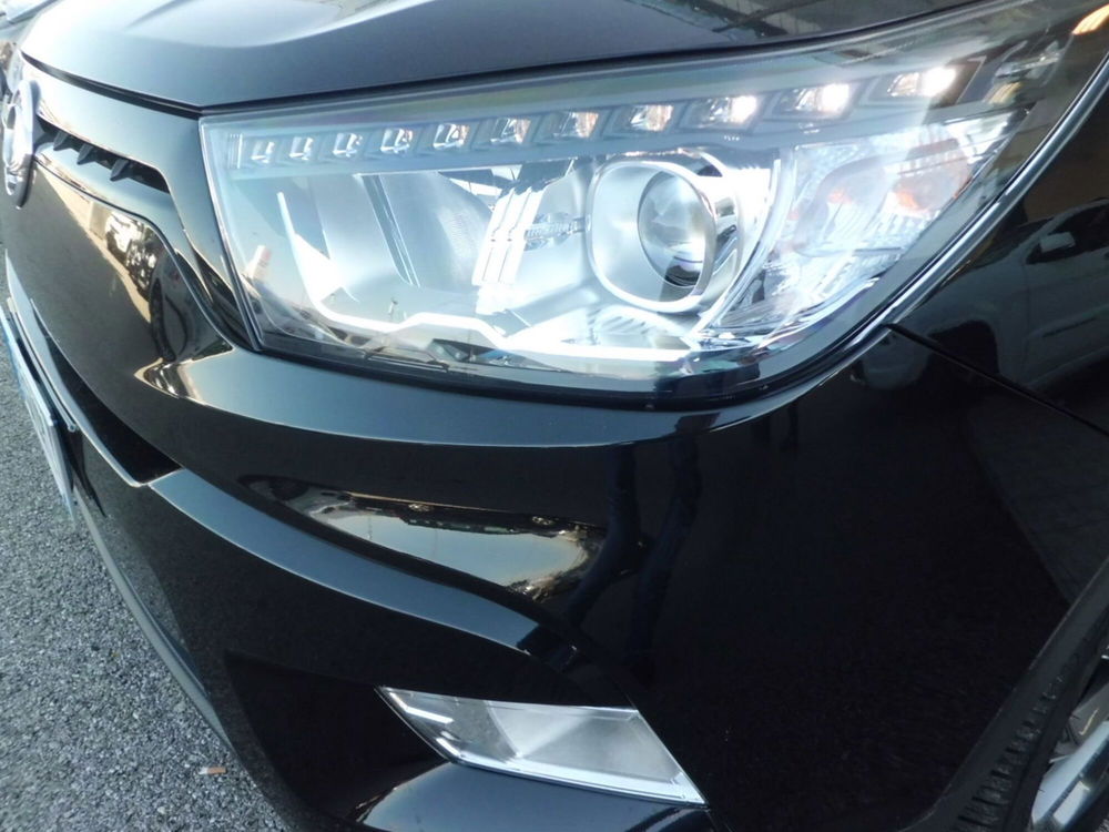 Ssangyong Tivoli usata a Pordenone (15)