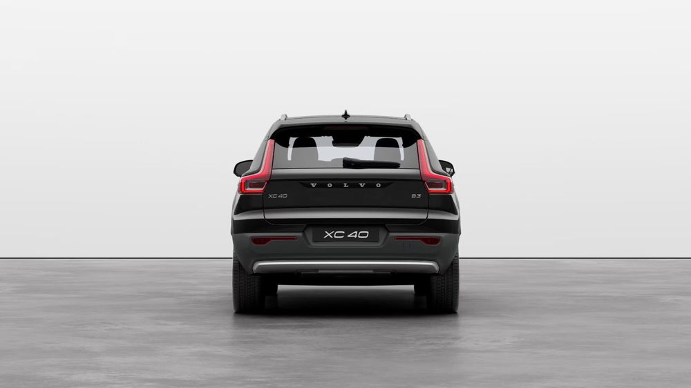 Volvo XC40 nuova a Como (3)