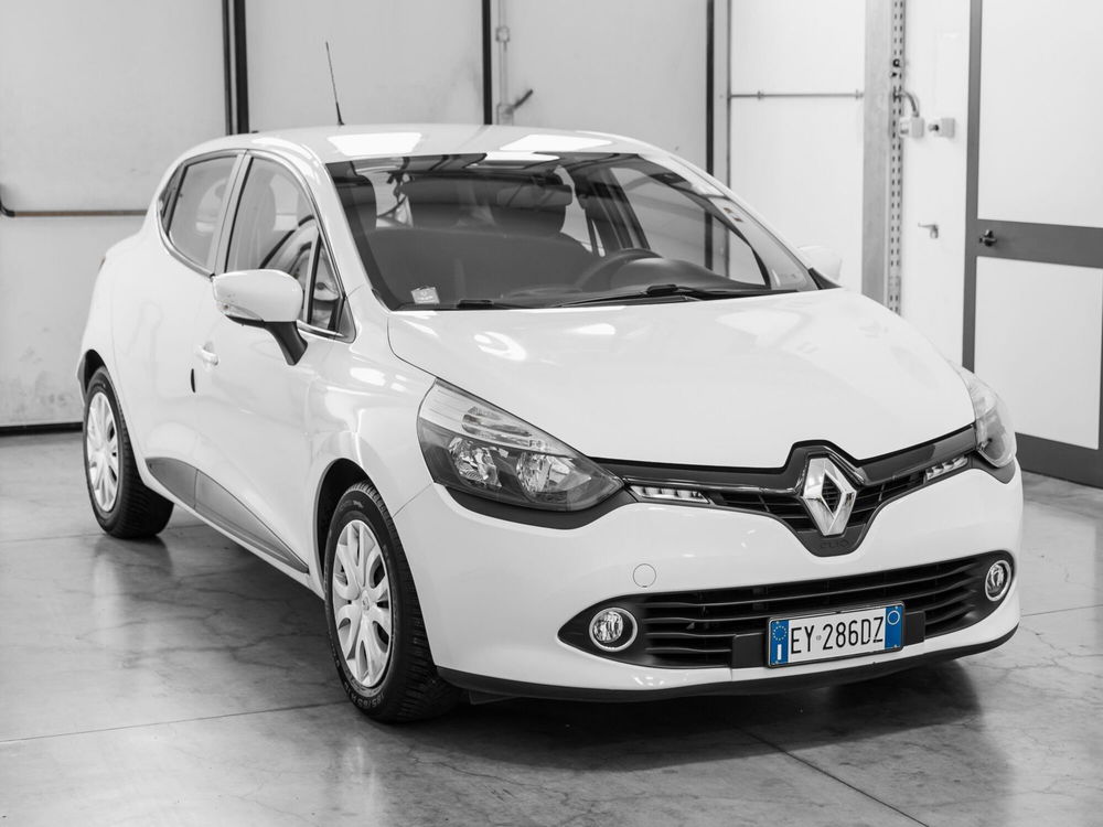 Renault Clio usata a Prato (2)