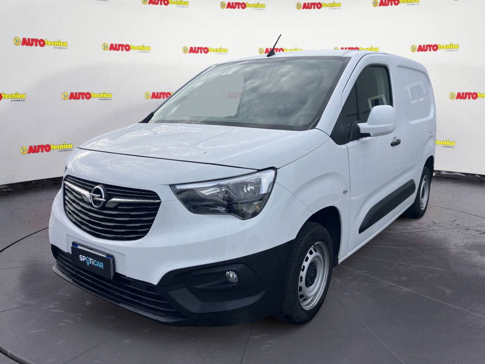 Opel Combo Furgone usata a Lucca