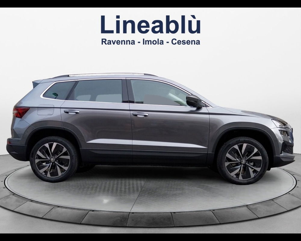 Skoda Karoq nuova a Forlì-Cesena (6)