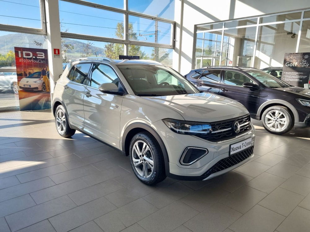 Volkswagen T-Cross nuova a Potenza (4)