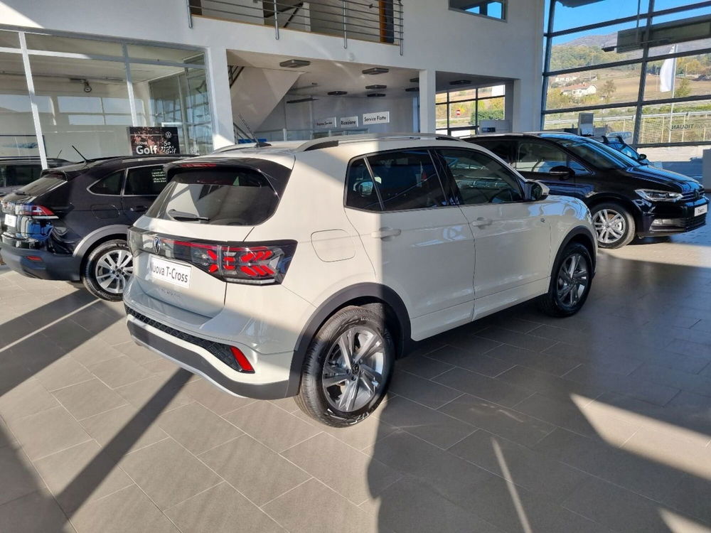 Volkswagen T-Cross nuova a Potenza (6)