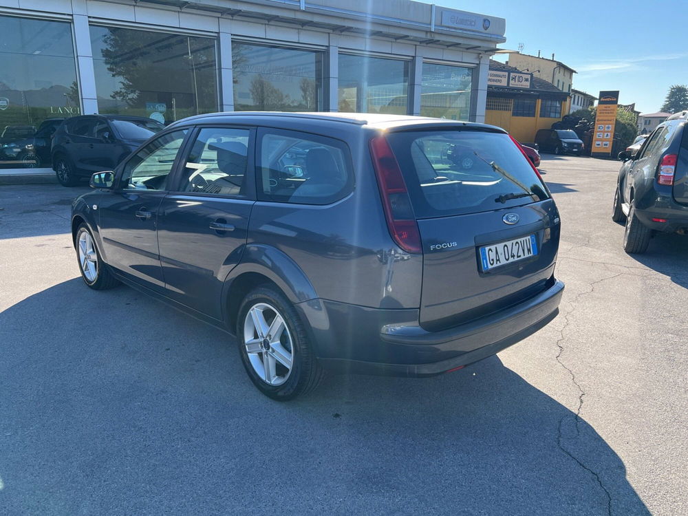 Ford Focus Station Wagon usata a Lucca (3)