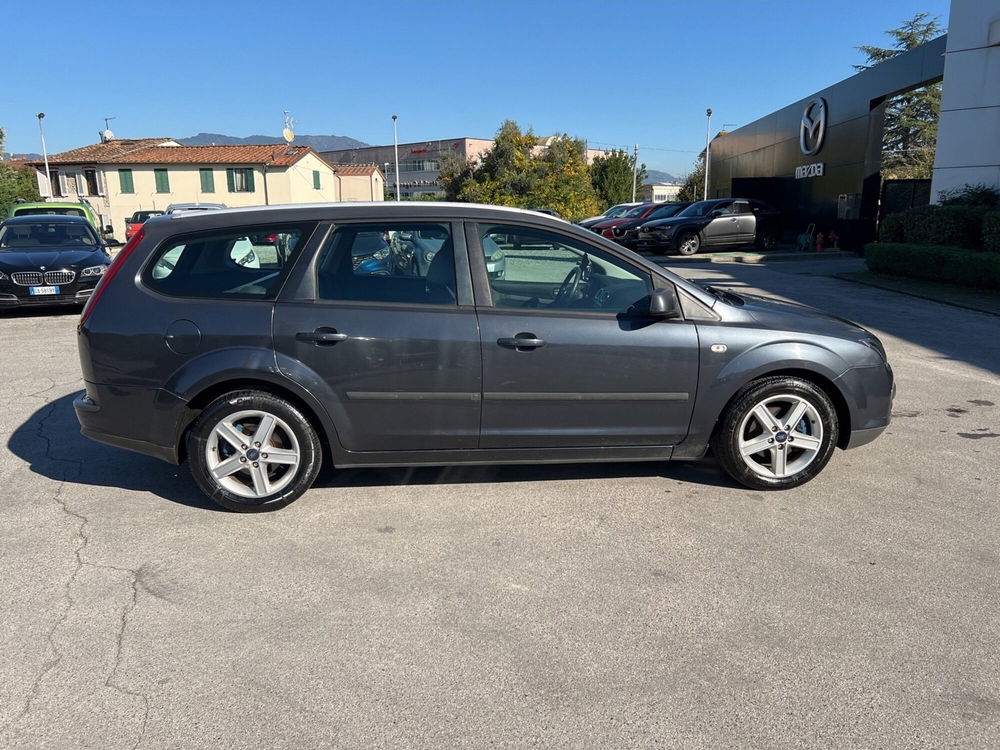 Ford Focus Station Wagon usata a Lucca (5)