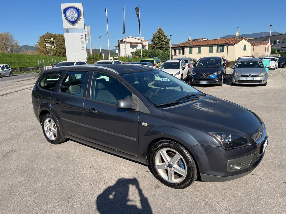 Ford Focus Station Wagon usata a Lucca (6)