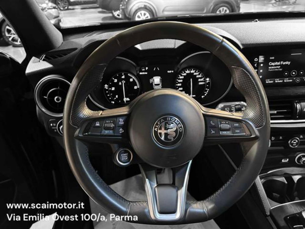 Alfa Romeo Stelvio usata a Parma (11)