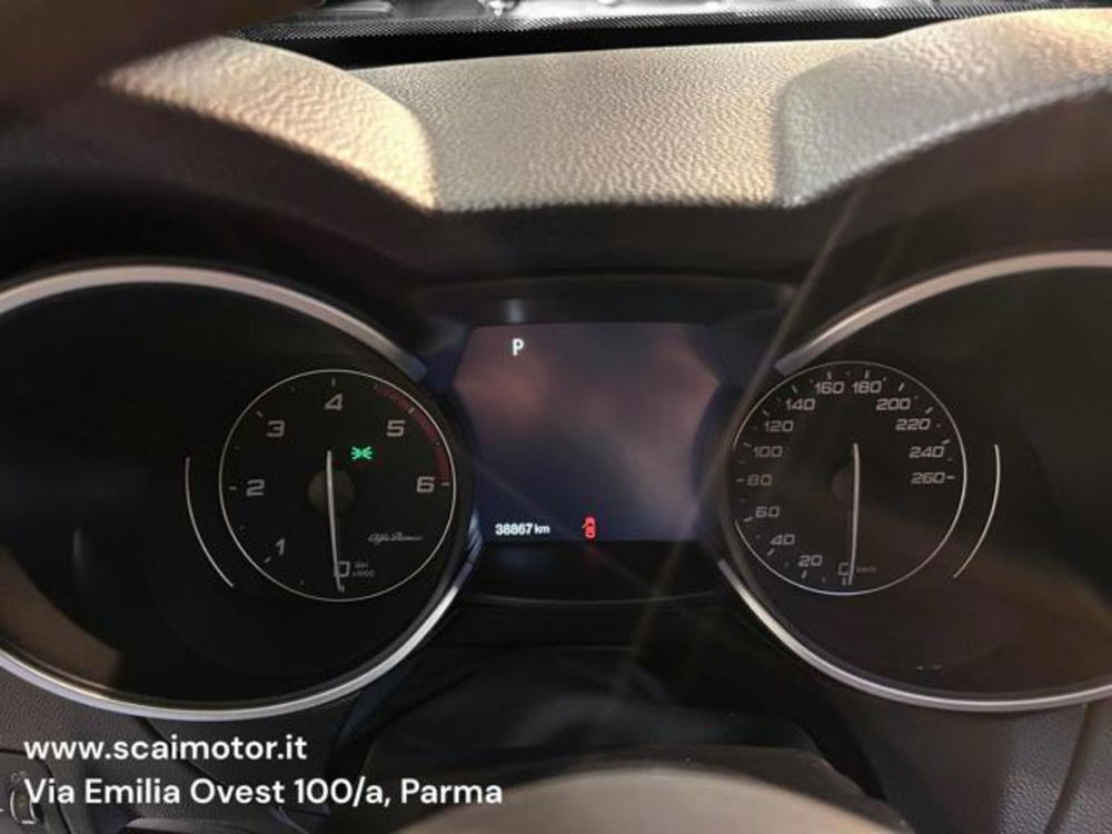 Alfa Romeo Stelvio usata a Parma (15)