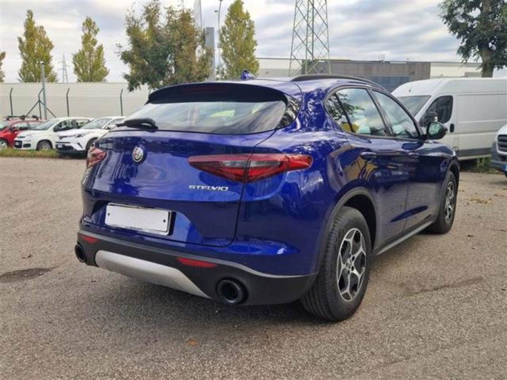 Alfa Romeo Stelvio usata a Parma (2)