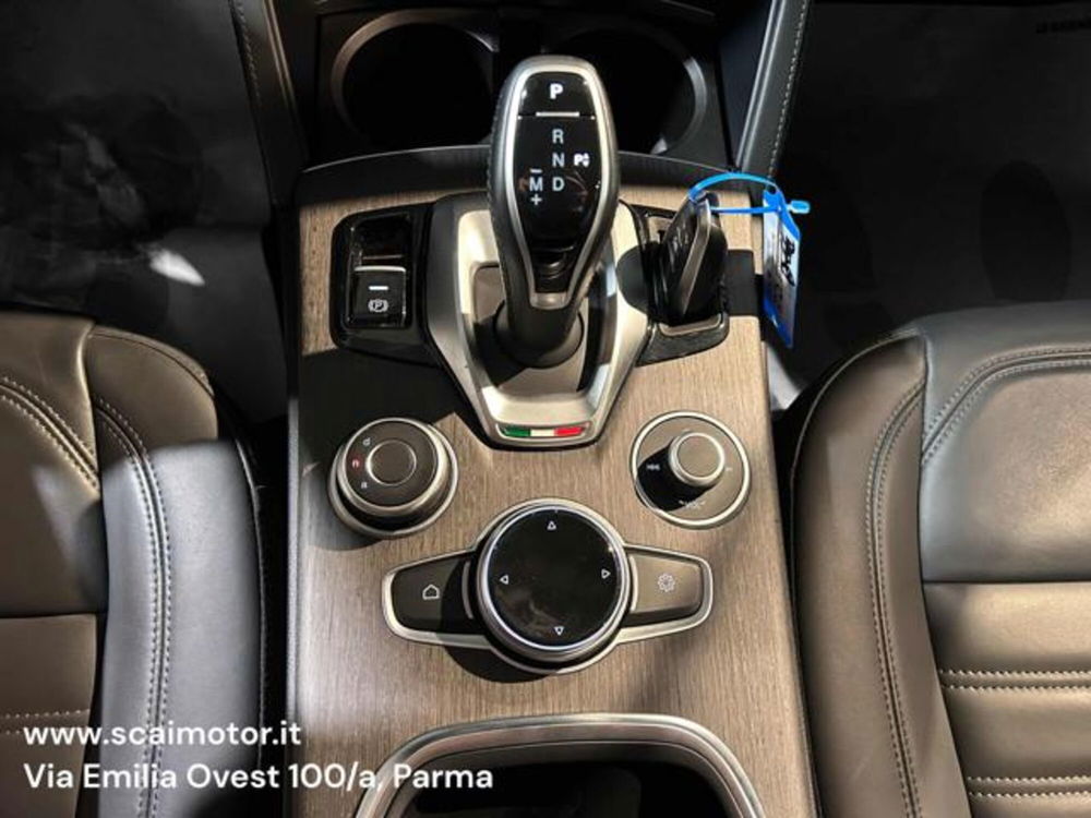 Alfa Romeo Stelvio usata a Parma (20)