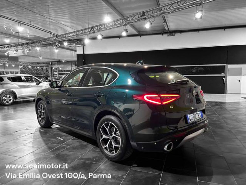 Alfa Romeo Stelvio usata a Parma (4)