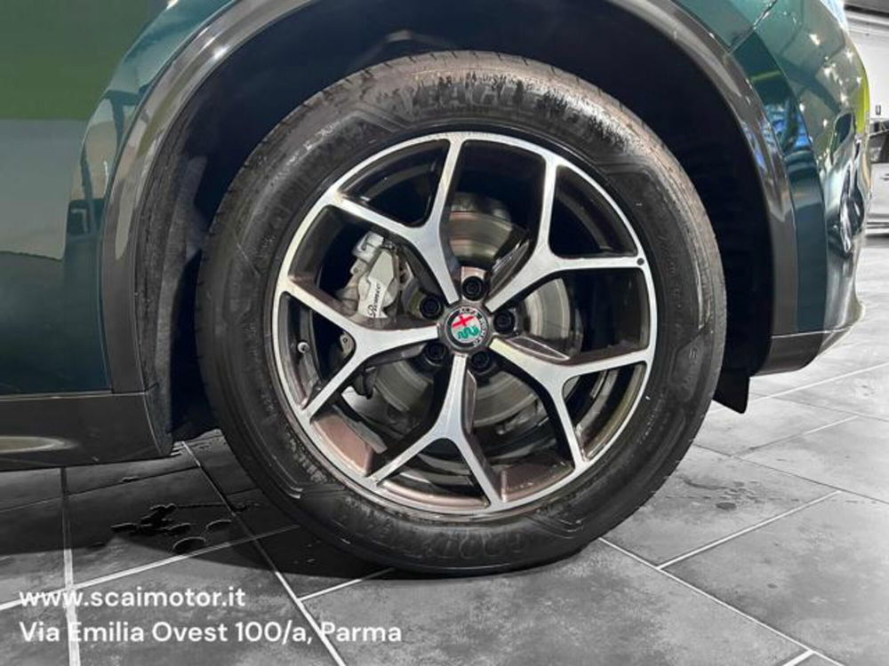 Alfa Romeo Stelvio usata a Parma (7)