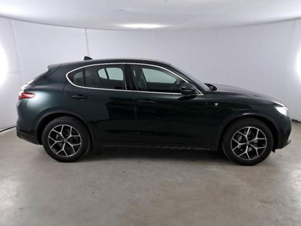 Alfa Romeo Stelvio usata a Parma (7)