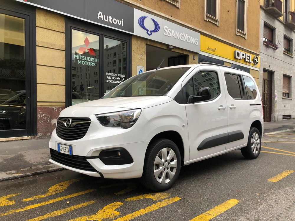 Opel Combo Life nuova a Milano