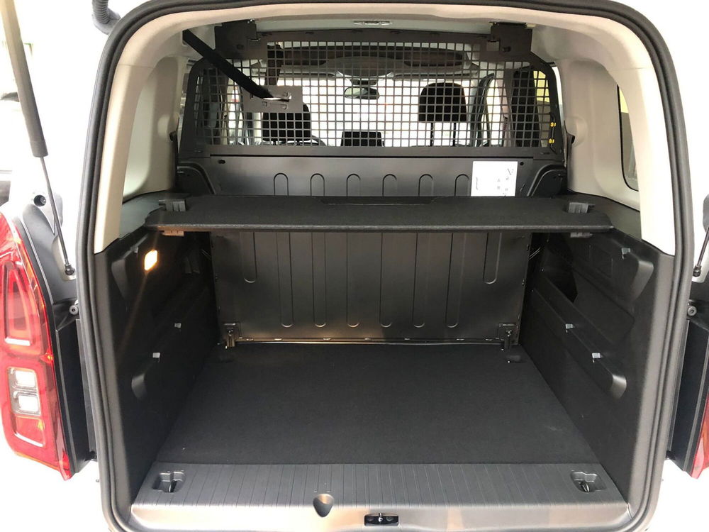 Opel Combo Life nuova a Milano (10)