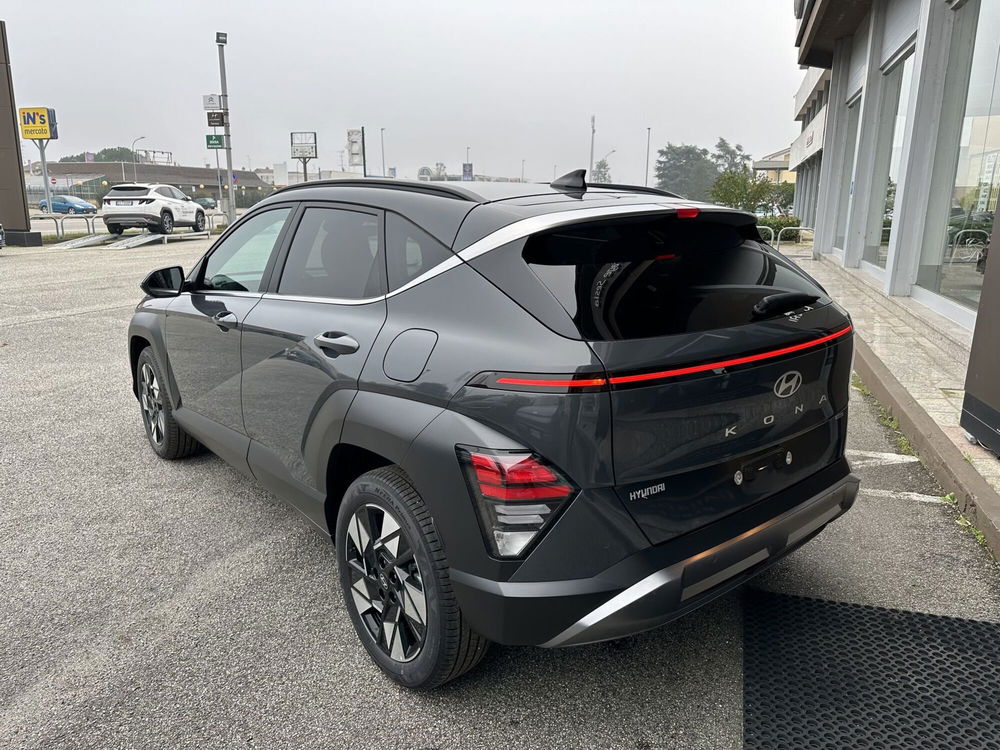 Hyundai Kona nuova a Vercelli (3)