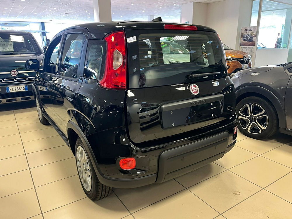 Fiat Panda Cross nuova a Milano (6)