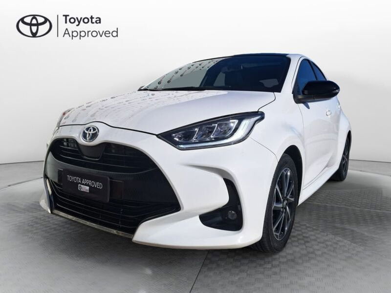 Toyota Yaris Cross 1.5 Hybrid 5p. E-CVT Lounge del 2021 usata a Cagliari