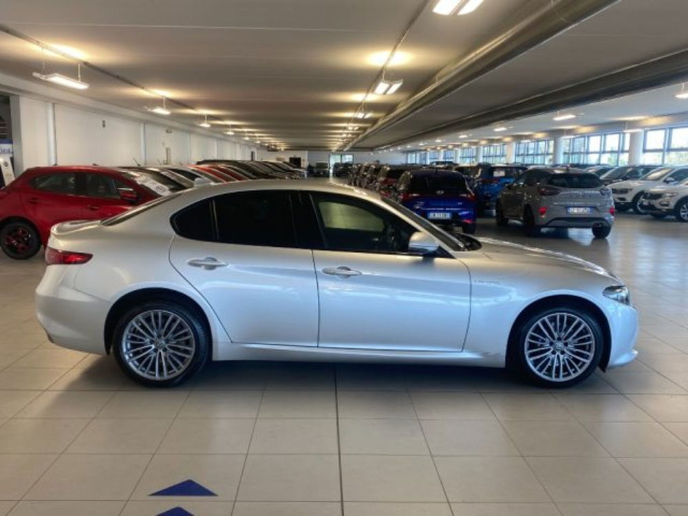 Alfa Romeo Giulia usata a Cuneo (8)