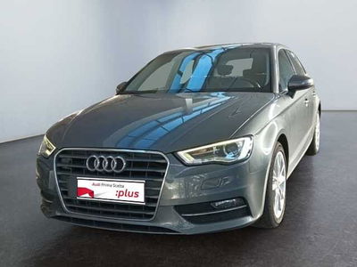 Audi A3 Sportback 1.6 TDI S tronic Ambition del 2014 usata a Lucca