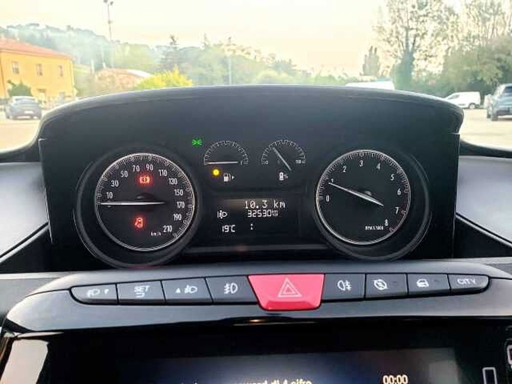 Lancia Ypsilon usata a Pesaro-Urbino (11)