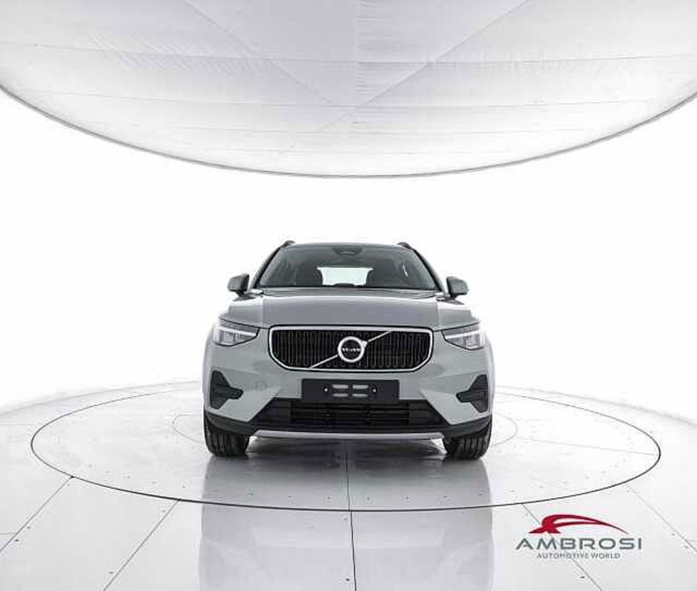 Volvo XC40 nuova a Viterbo (5)