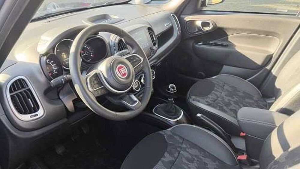 Fiat 500L usata a Milano (8)