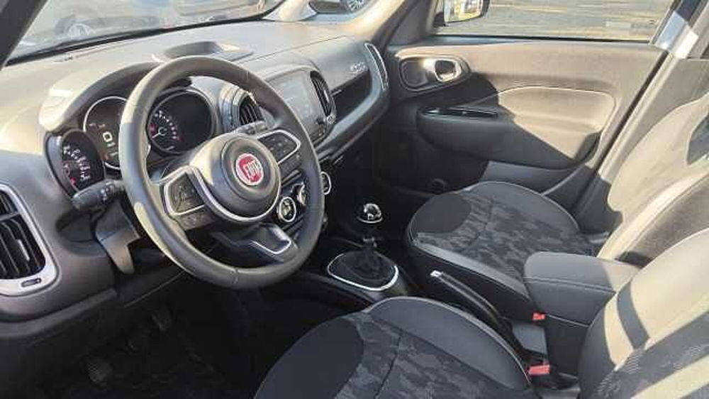 Fiat 500L usata a Milano (15)