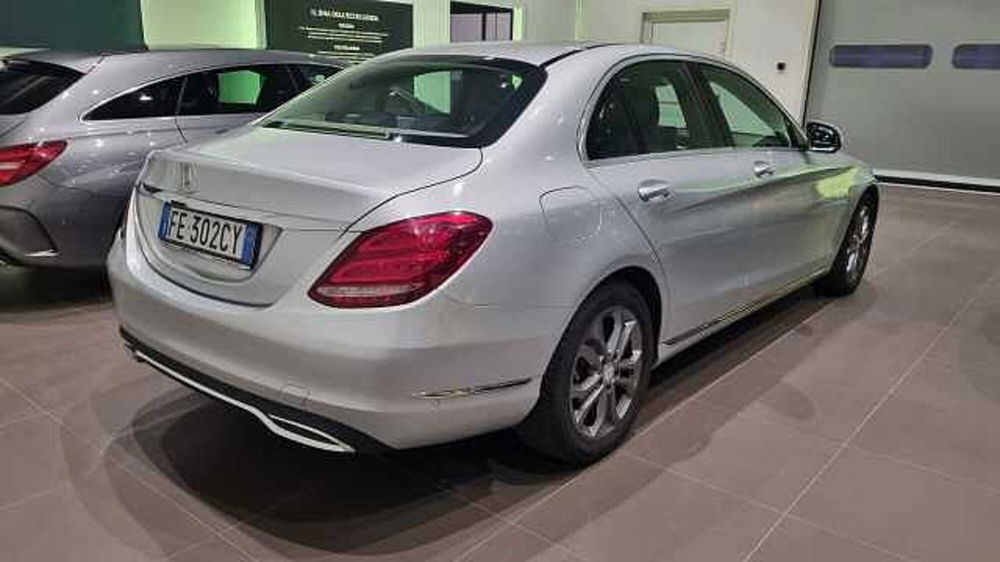 Mercedes-Benz Classe C usata a Milano (4)