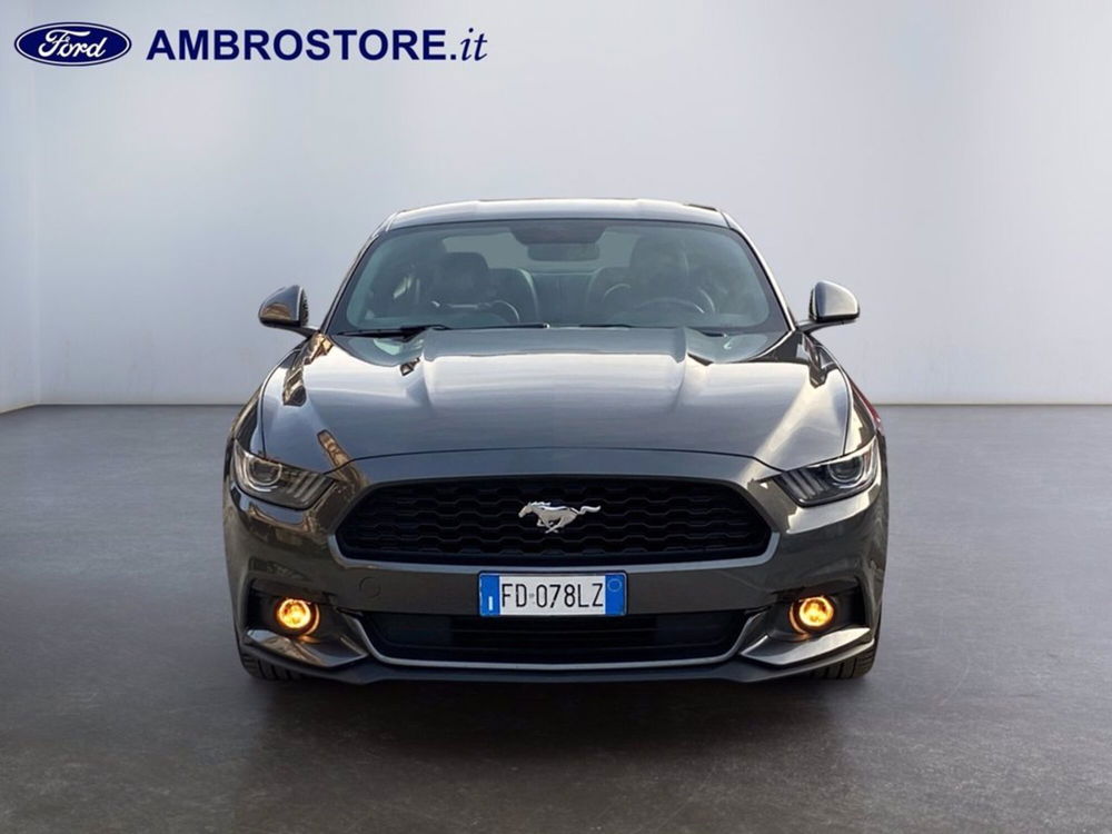 Ford Mustang Coupé usata a Milano (2)