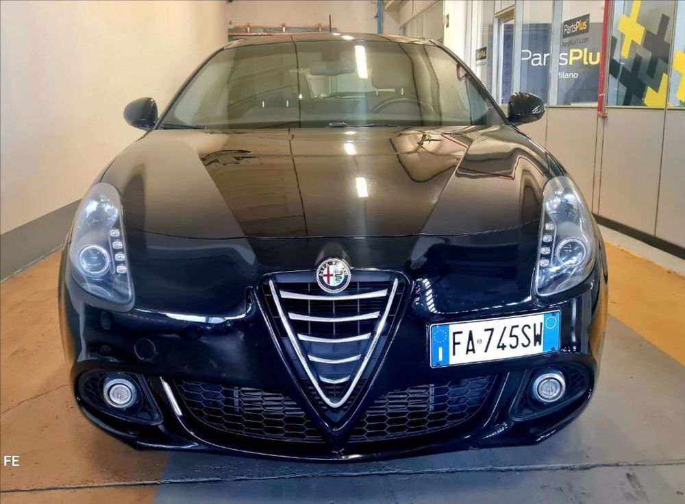 Alfa Romeo Giulietta usata a Milano (2)