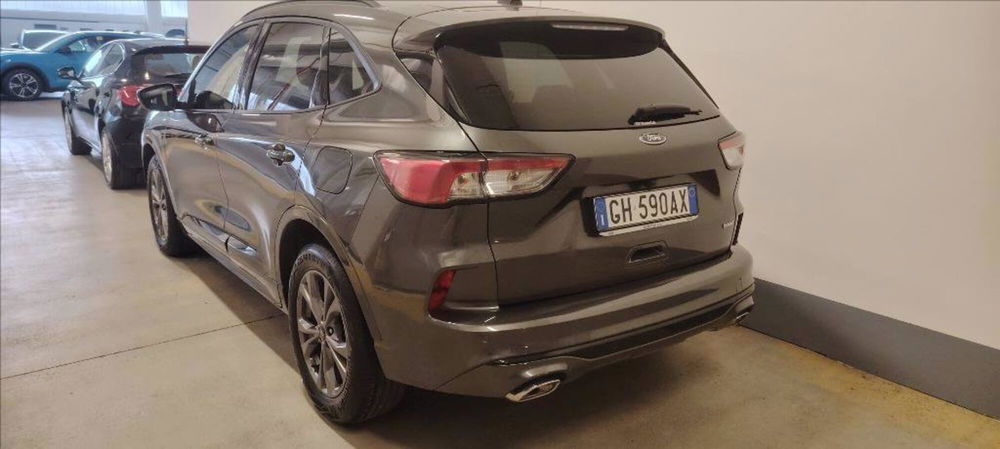 Ford Kuga usata a Milano (4)