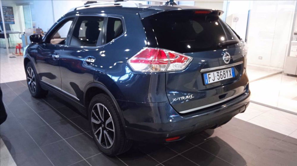 Nissan X-Trail usata a Milano (4)