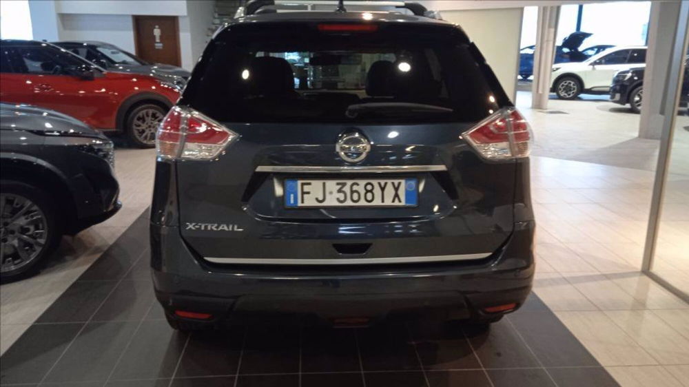 Nissan X-Trail usata a Milano (5)