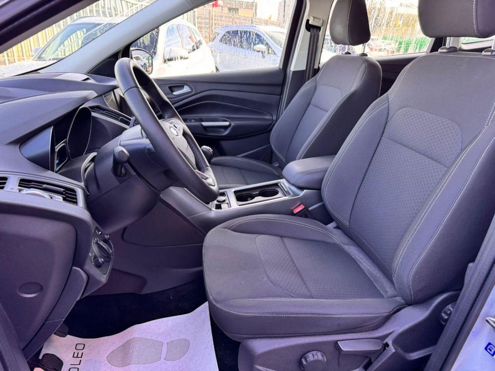 Ford Kuga usata a Lecce (14)