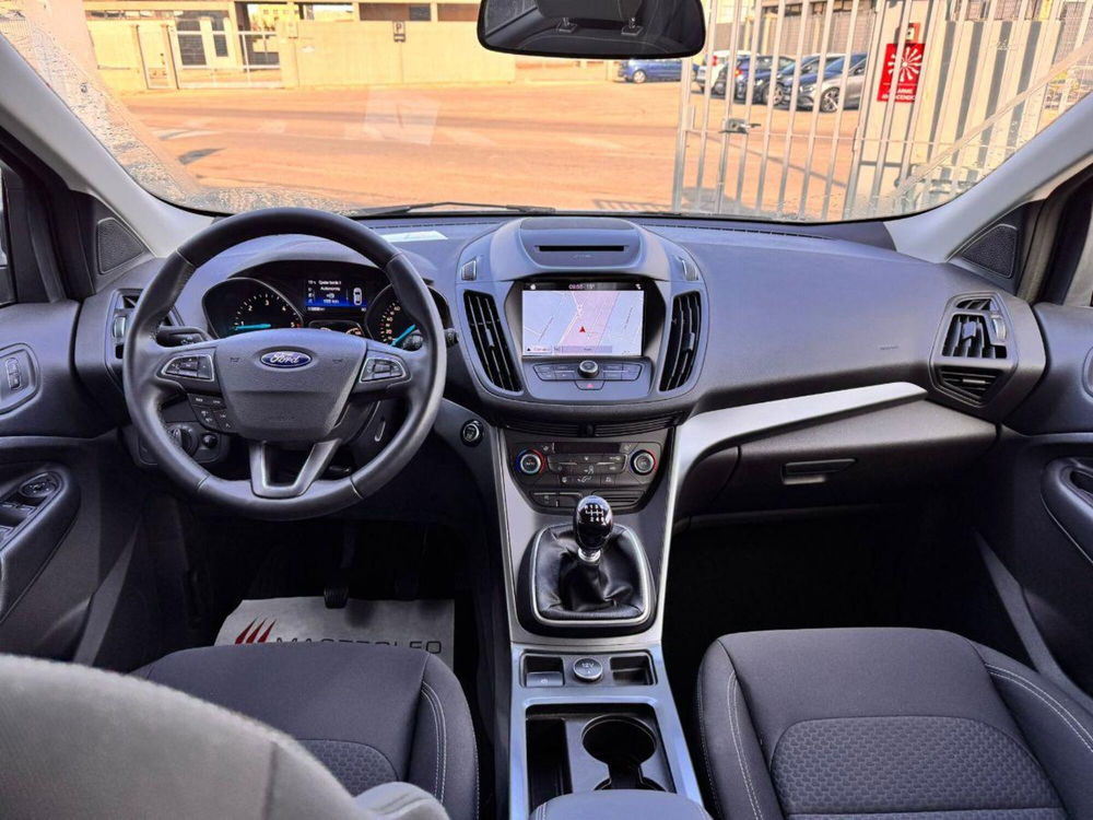 Ford Kuga usata a Lecce (17)