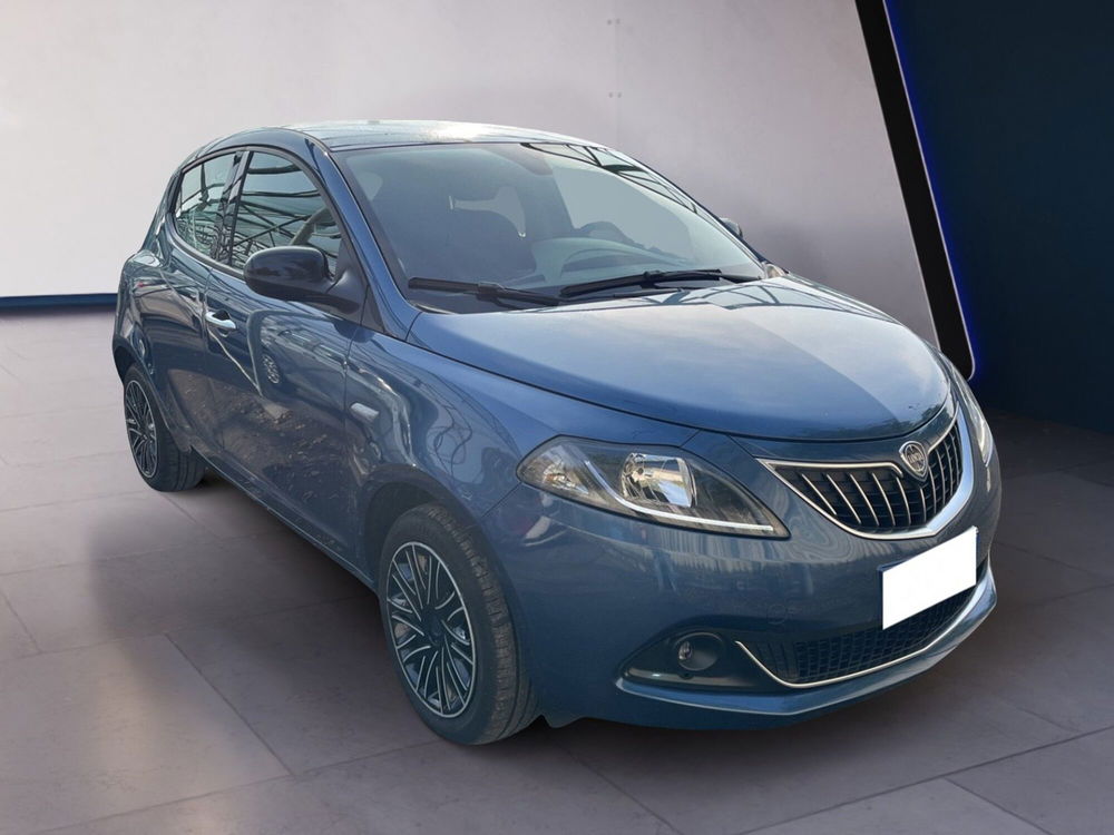 Lancia Ypsilon usata a Torino (3)