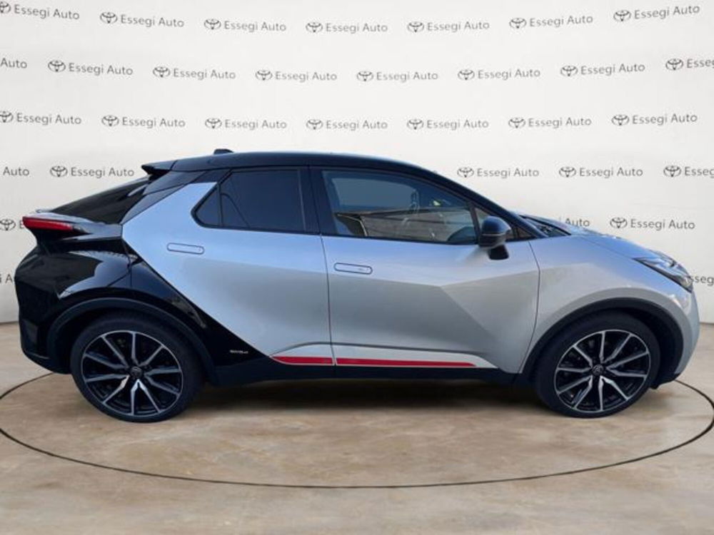 Toyota Toyota C-HR usata a Vercelli (14)